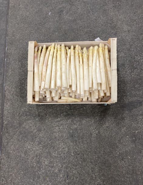 1 kg environ Asperges import  cat 1/ cal /22